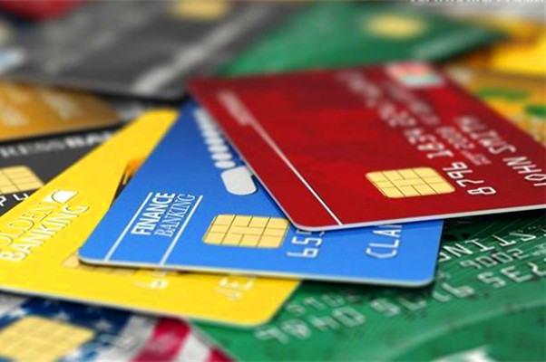 银行信用卡邀约办卡、活动提醒、消费通知短信群发模板